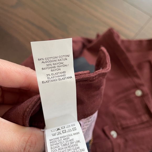 3 for $30 | Lucky Brand Brooke Legging Jeans in Burgundy - Picture 8 of 8